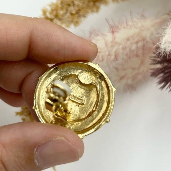 Vintage Butler Rhinestone and Enamel Starfish ClipOn Earrings - Picture 3 of 6